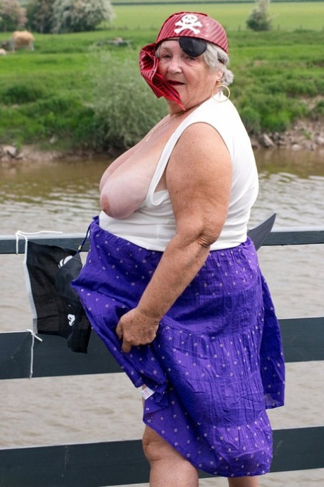 granny big boobstures free image