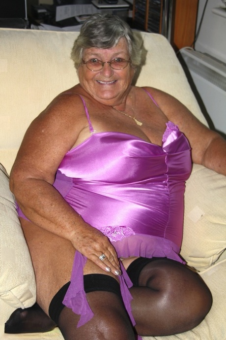 horny italian granny naked image