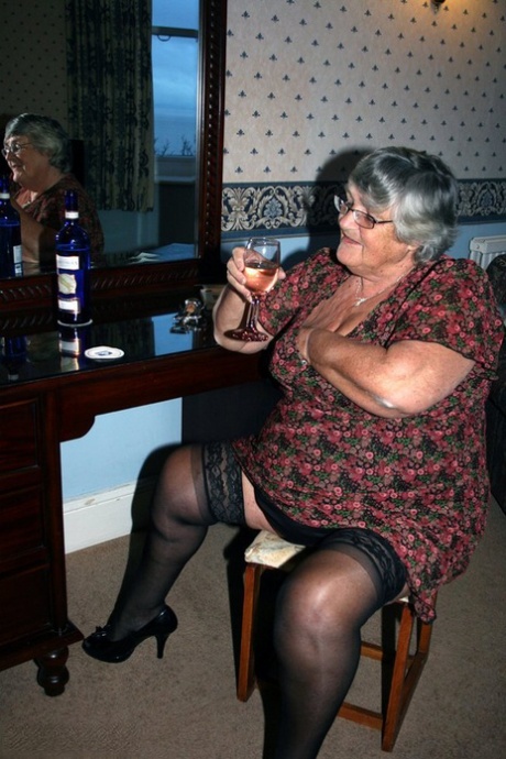 kerala granny sex hot image