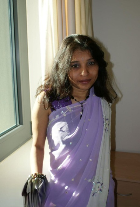 Kavya Sharma nude pic