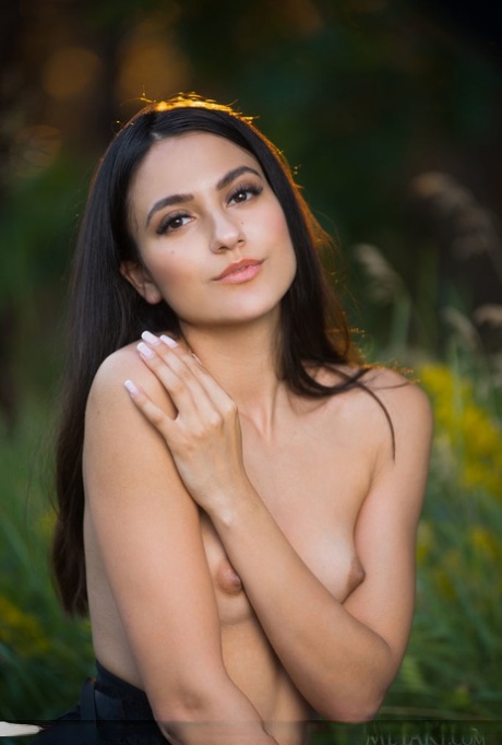 Cira Nerri nude photo