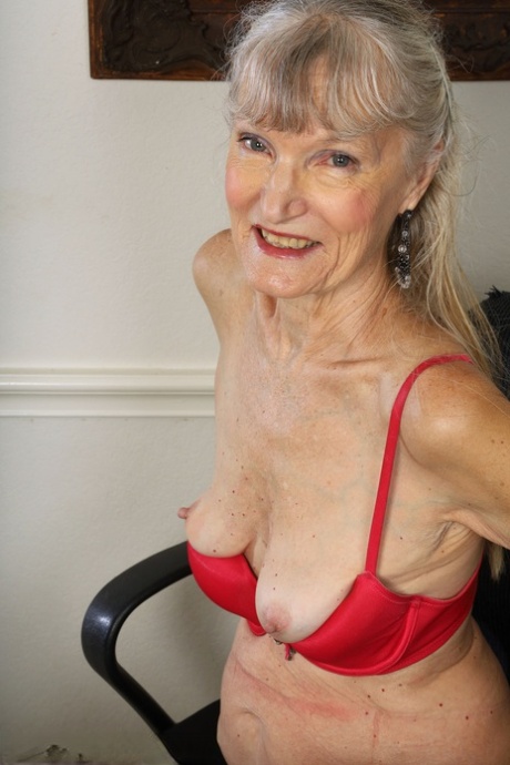 old woman on downy unstopables commercial nude pic