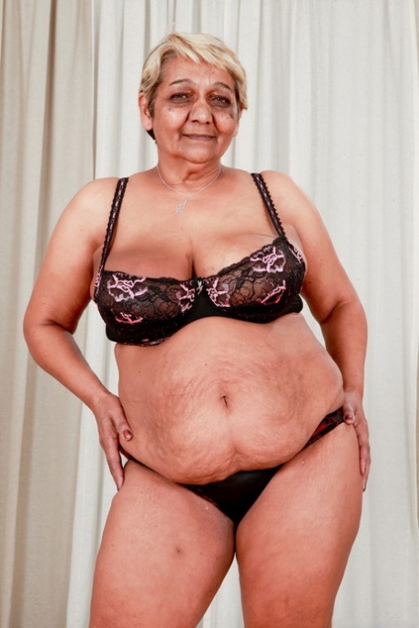neglected bbw granny naked gallery