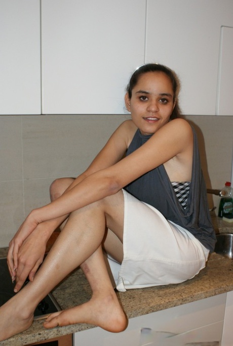 Jasmine Mathur naked picture