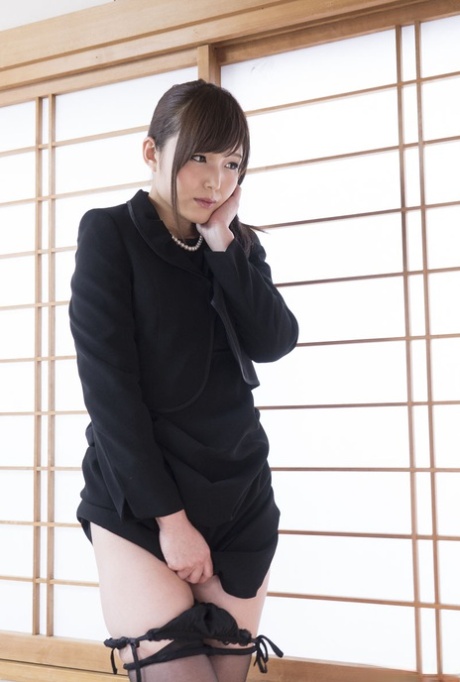 Shino Aoi nude photo