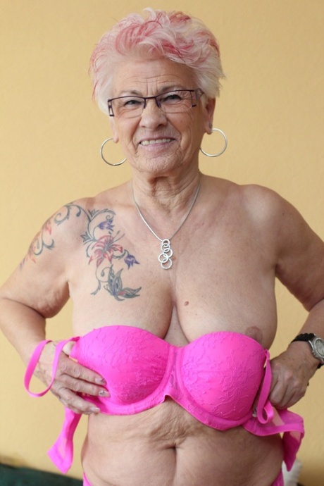 granny young guy hot photo