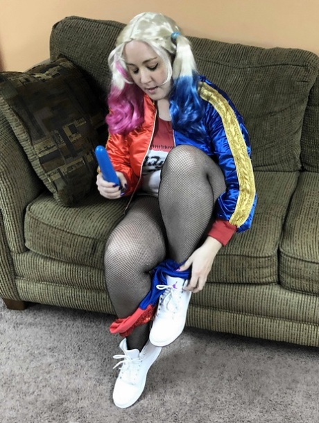 Harley Quinn porn photo